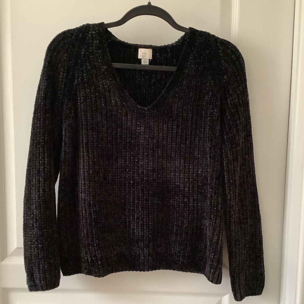 A New Day V-neck Pullover Sweater, Size S